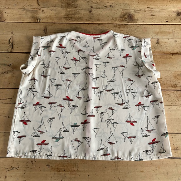 Loose-fit summer blouse in airy fabric with sailsboat prints size M - Picture 5 of 6